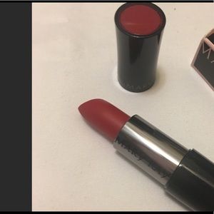 New! 💋Mary Kay cream lipstick in “Red”